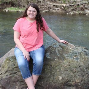 Meet your Posher, Lauren